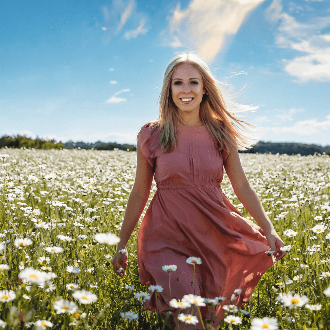 Gen4 IMG_1 @Hayley 2 wearing a pink summer dress, walking through a field of daisies , sun 29499971 (1)